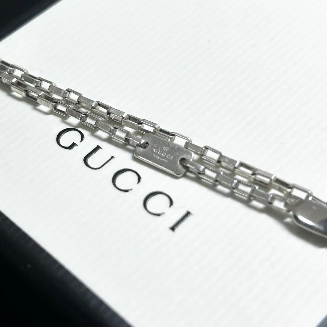 GUCCI グッチ　チェーン　ネックレス　ペンダント　シルバー　ブランド