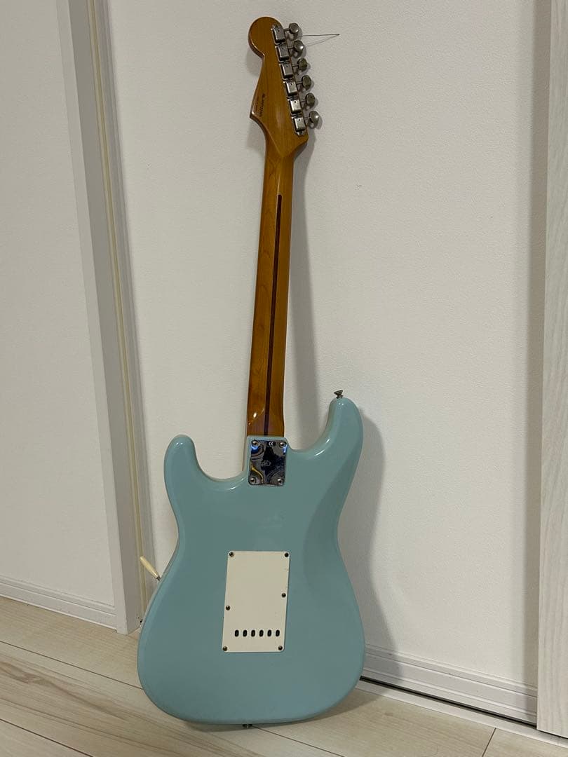 FENDER Stratocaster50's Mexico ストラップ付