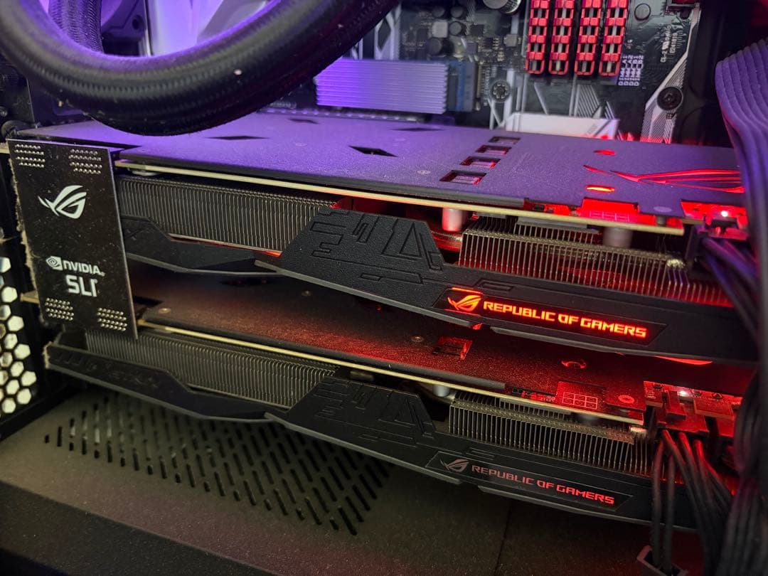 ASUS R.O.G. STRIX GTX 1080 2枚 SLI仕様
