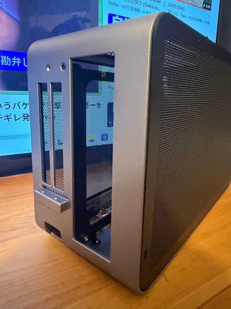 Cooj sf3 mini itx ケース　日本未発売