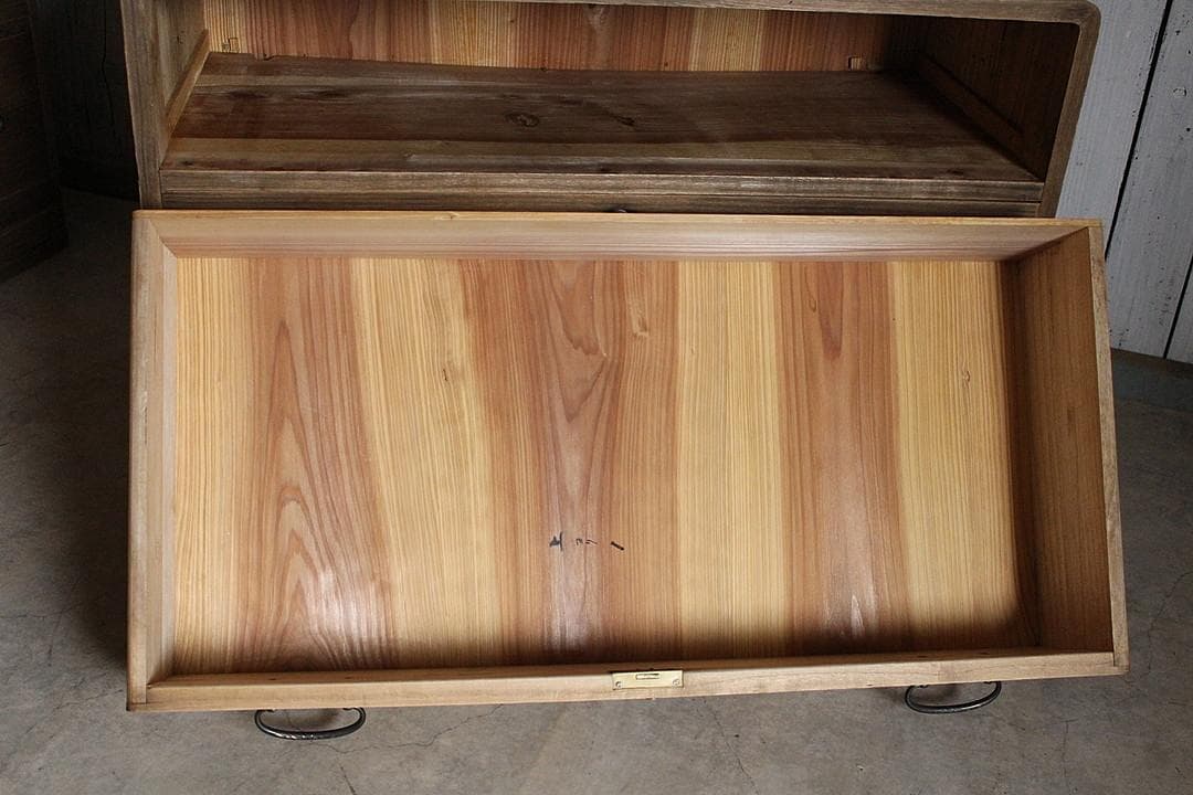 味のある木製のチェスト　引き出し3段　加茂箪笥　桐タンス　古家具　古民家