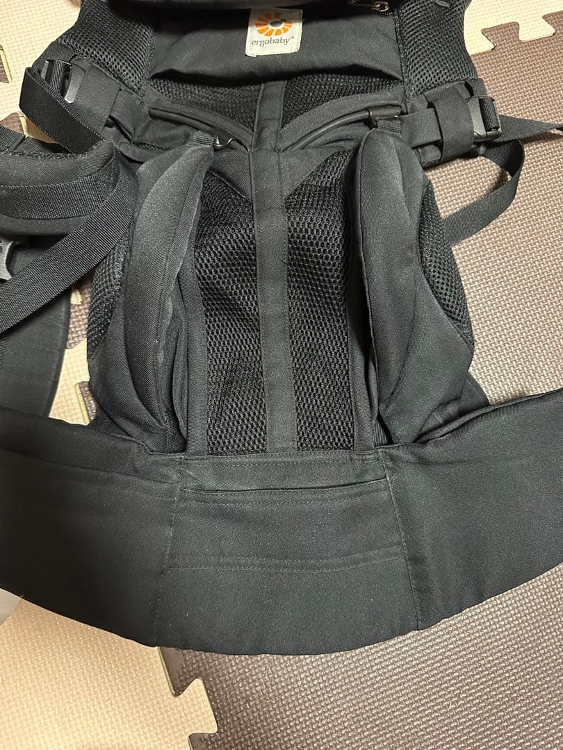 【美品】エルゴ オムニ360 クールエア ブラック
