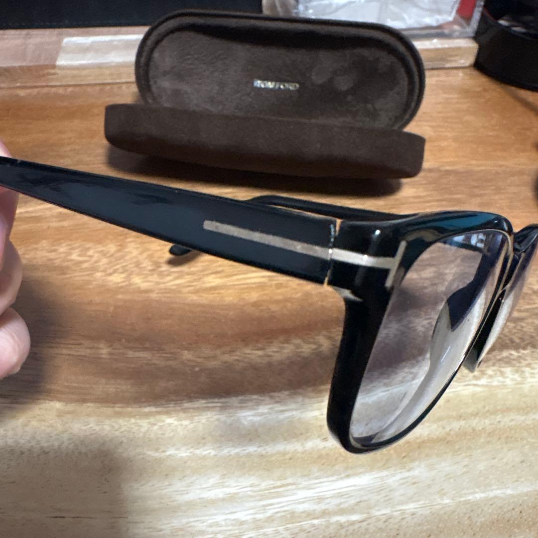 ぎ*太様 【美品】TOMFORD トムフォード TF5196 \"Asian Fi