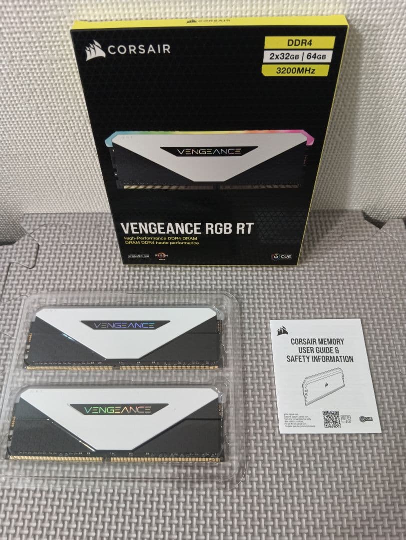 CORSAIR DDR4-64GB 3200MHz CL16 32gb×2