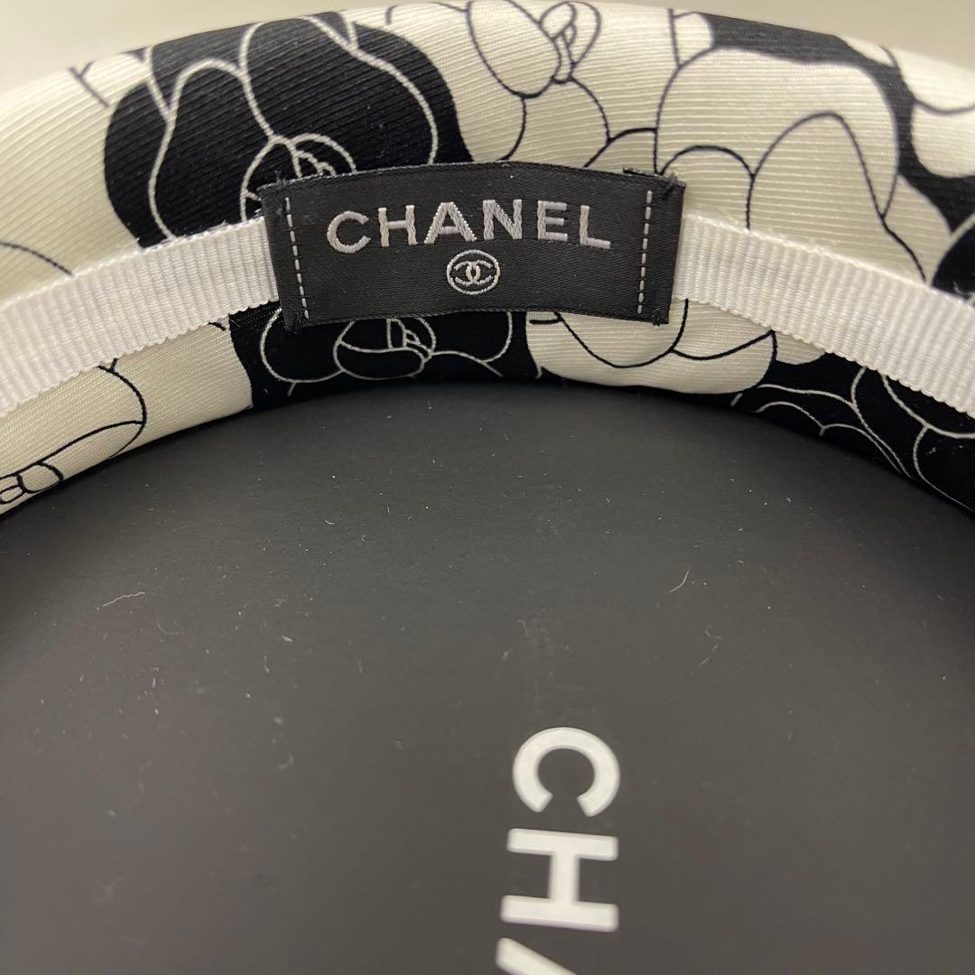 CHANELシャネル★カメリアシルク☆白黒ヘアアクセサリー・カチューシャ