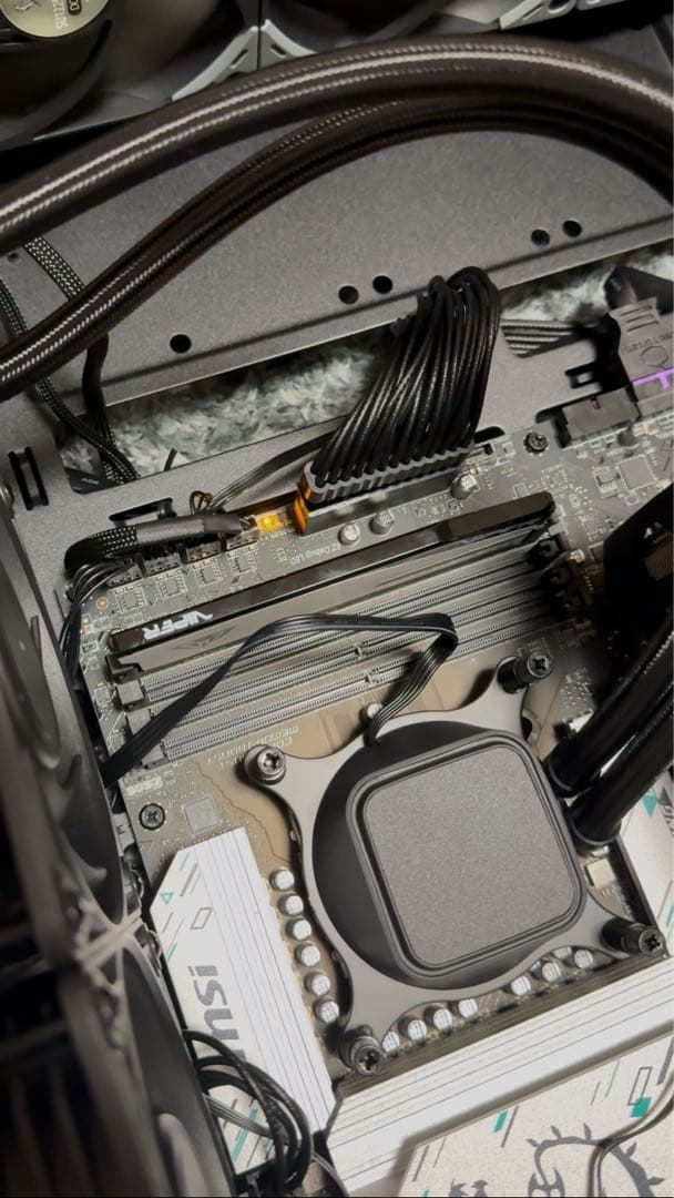 メモリー Patriot Viper Elite 5 DDR5 16GB 6000MT/s