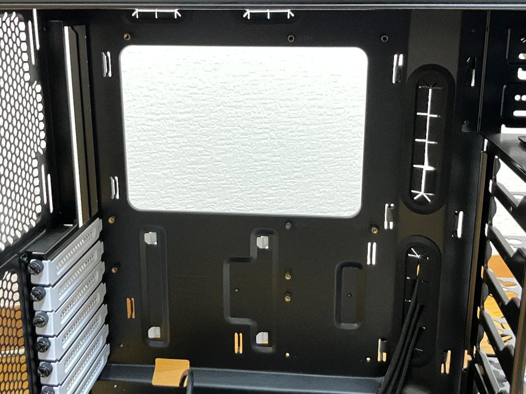 【中古】Fractal Design Define R5