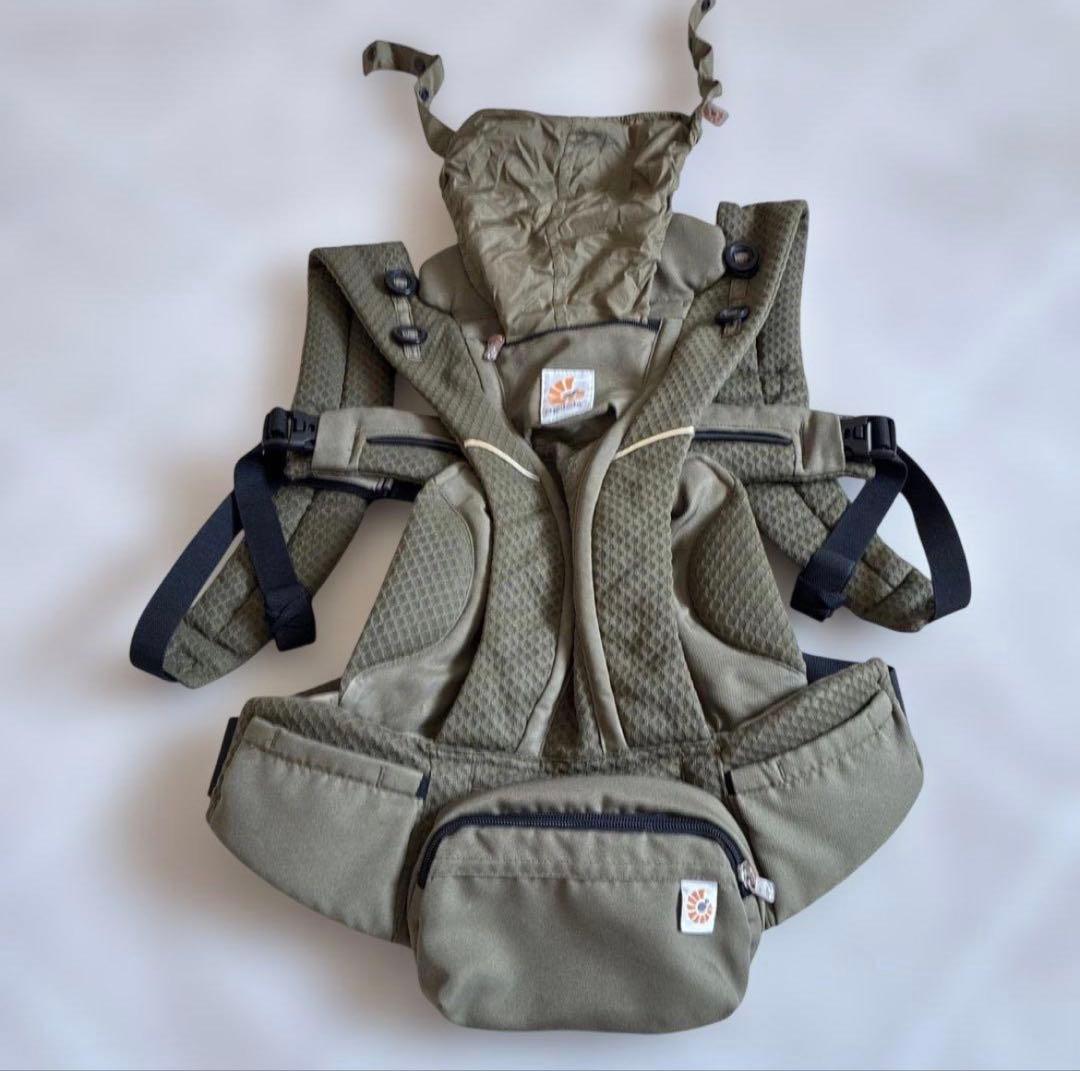 エルゴの抱っこ紐　オムニブリーズ　オリーブグリーン　ergobaby