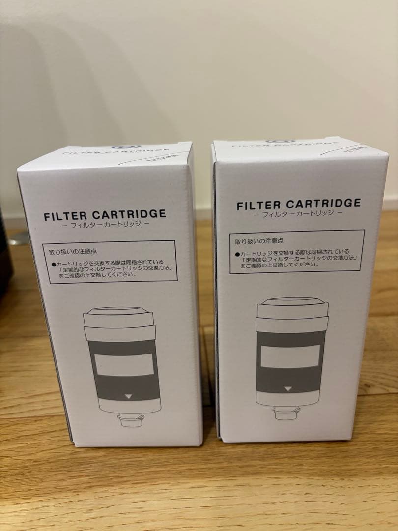 エブリィフレシャスmini ウォーターサーバー　未開封カートリッジ2本付き