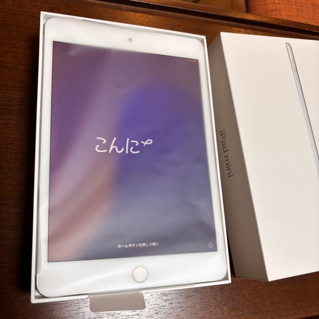 iPad mini5 64GB Wi-Fi シルバー 動作良好