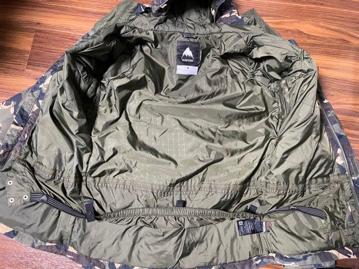 Burton スノーボードウェア