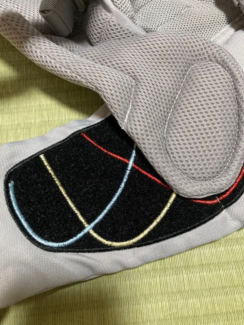 エルゴベビー グレー 抱っこ紐 メッシュ