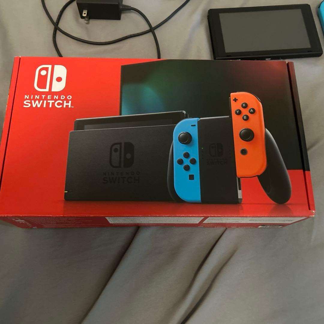 あ*か様 Nintendo Switch 本体 ネオンブルー・ネオンレッド