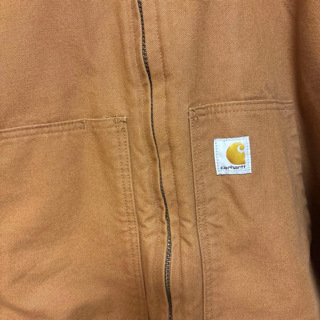 Carhartt フード付きブラウンジャケット