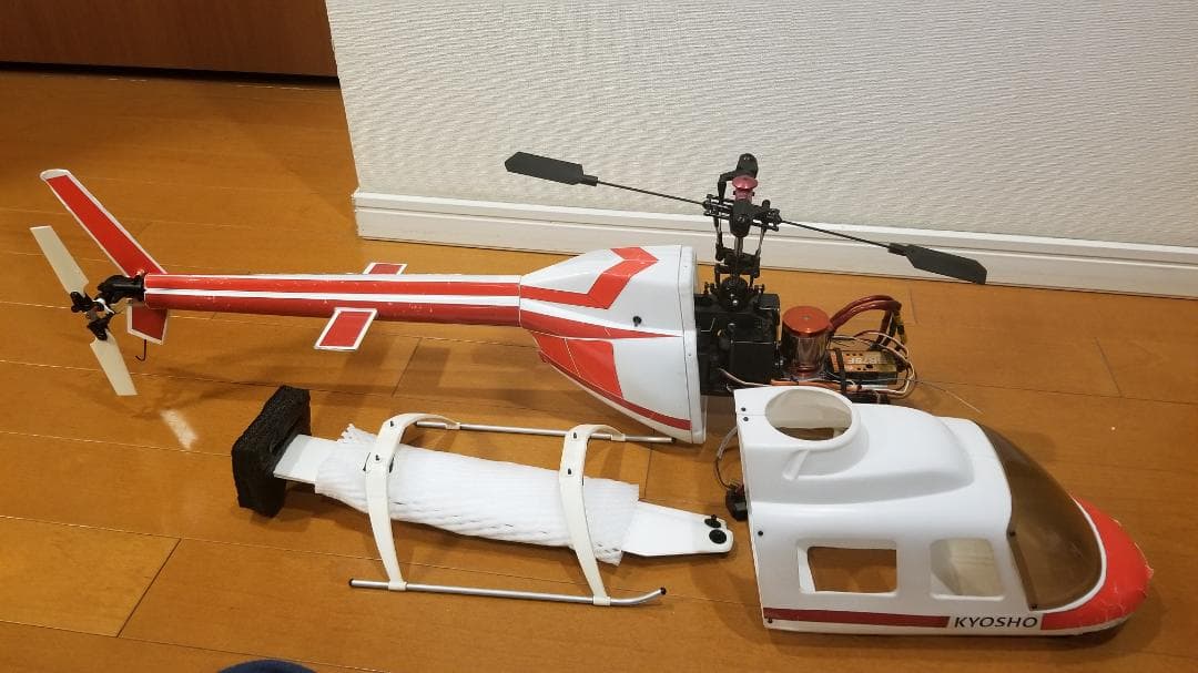 電動ラジコンヘリ　京商製EPコンセプト・ ジェットレンジャー