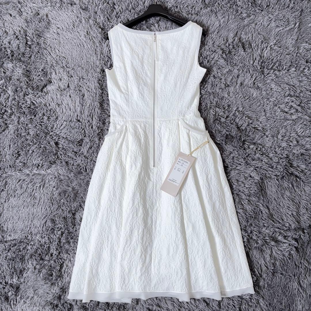新品タグ付✨9.9万 フォクシー ワッフルレディ ジャガード ドレス 38 白