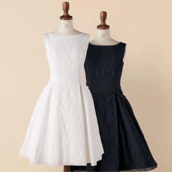 新品タグ付✨9.9万 フォクシー ワッフルレディ ジャガード ドレス 38 白