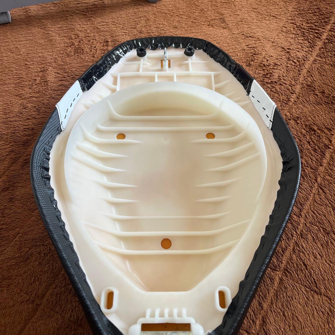 BURIAL シート アドレスV125G