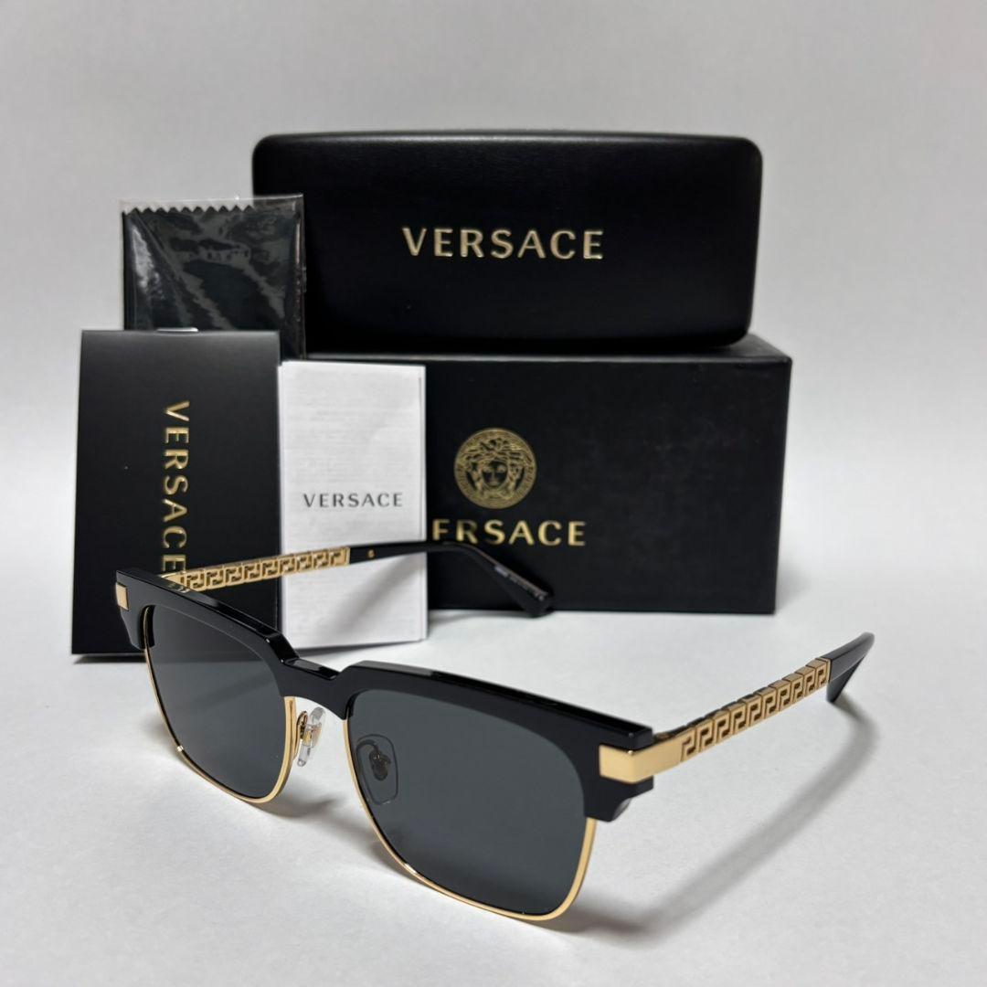 VERSACE サングラス ブラック/ゴールド　VE4447