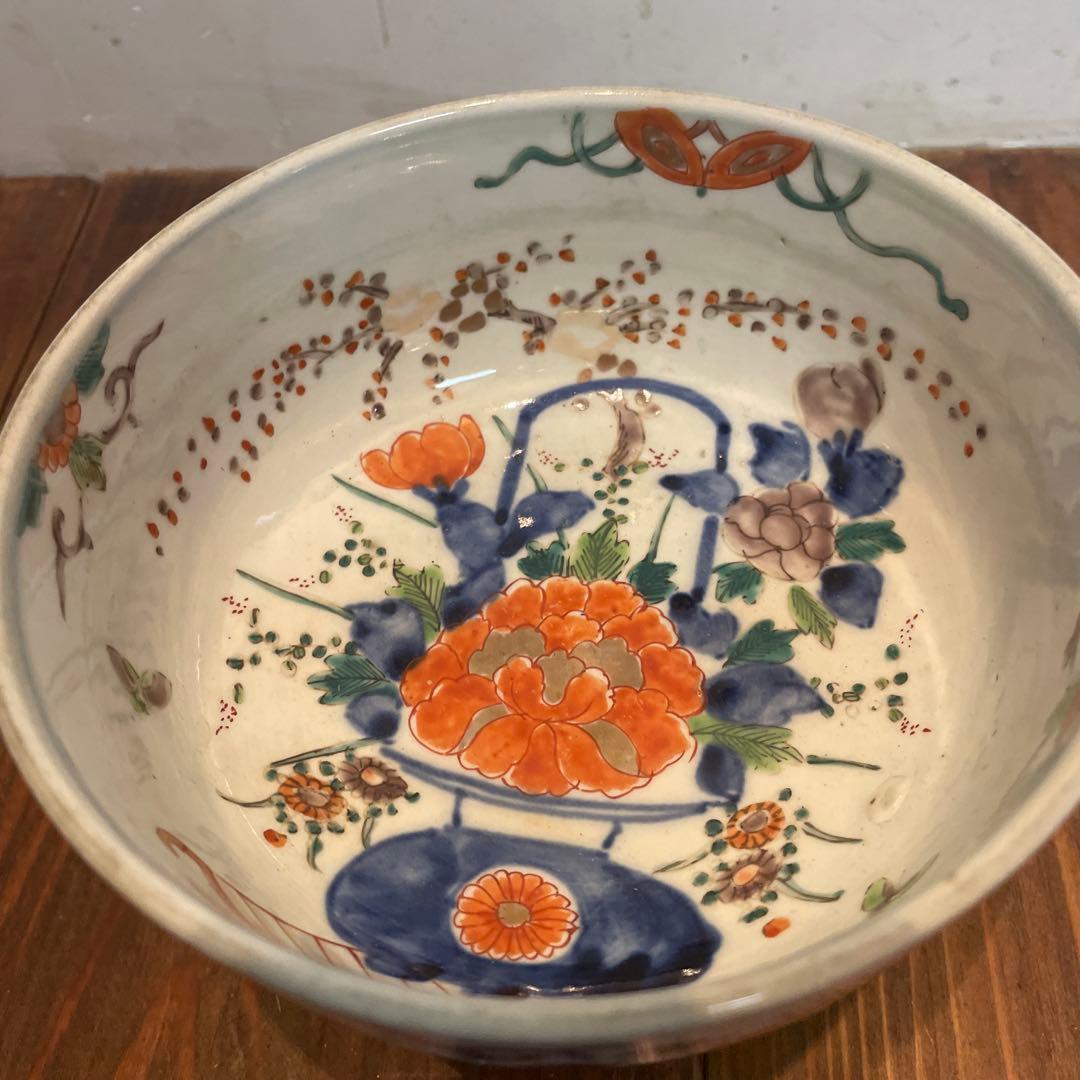 美品　古伊万里　杯洗　盃洗　染付け　花の絵柄が華やか　色絵杯洗　陶芸　年代物