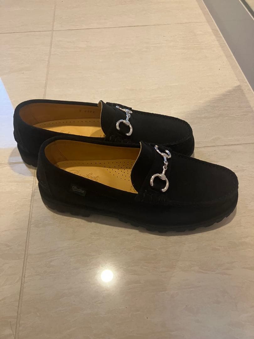 ハチ　別注＜Paraboot＞SUEDE BIT LOAFER