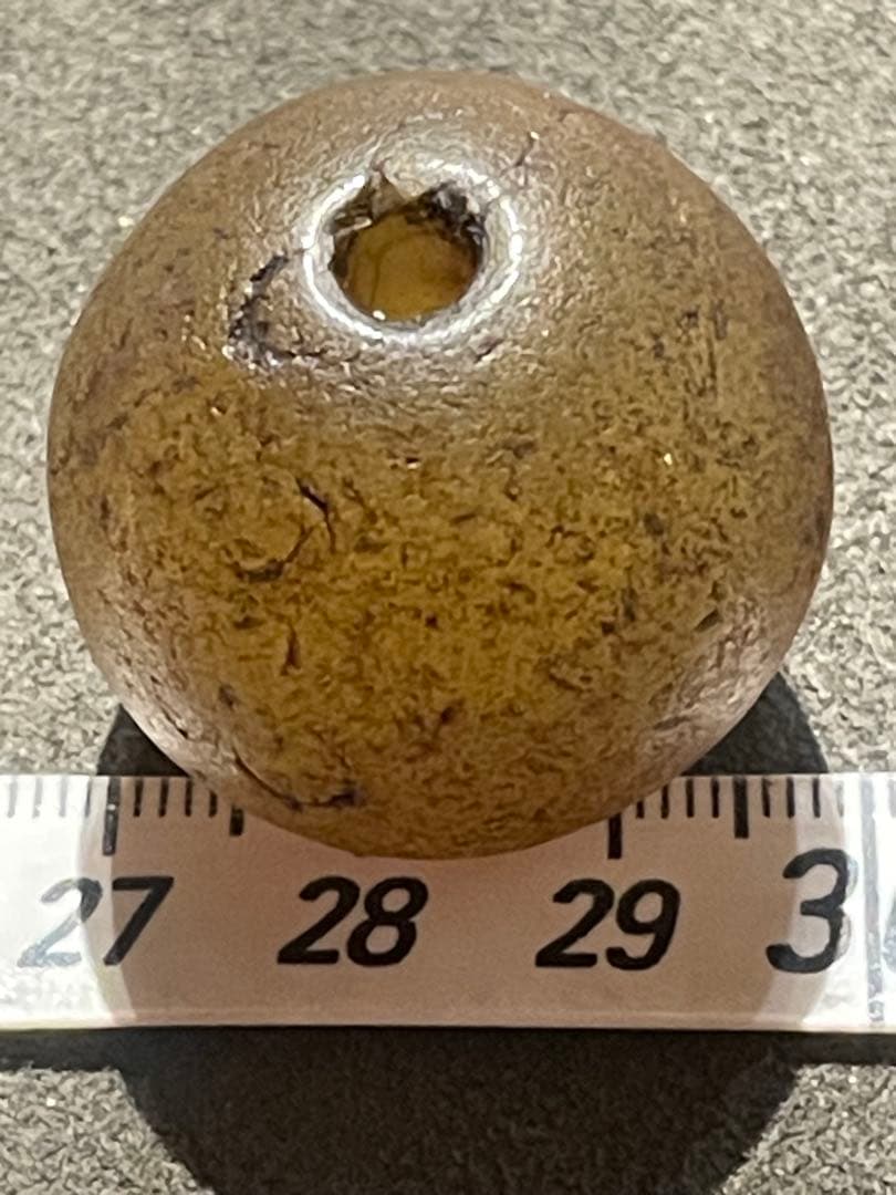 アンティーク　チベット瑪瑙玉　大玉　出土品