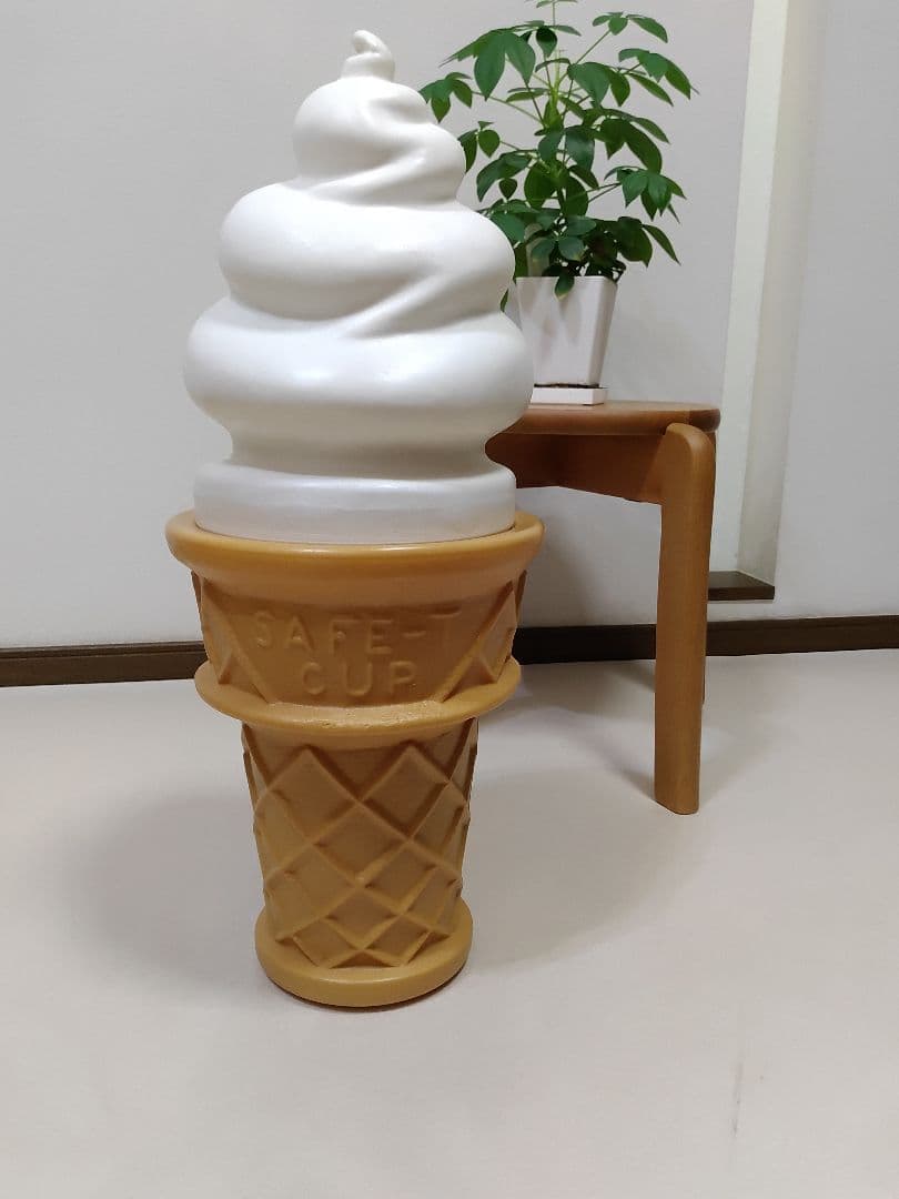 ソフトクリーム アイスクリーム 置物 看板 店舗什器 昭和レトロ