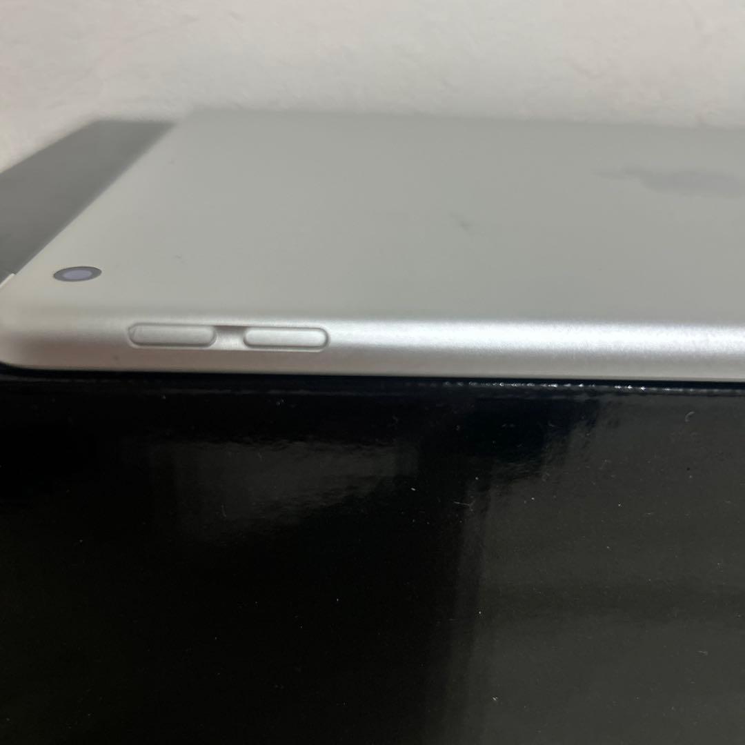 iPad本体 cona2415