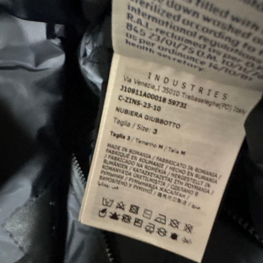 MONCLER ブラック ダウンベスト フード付き　サイズ3