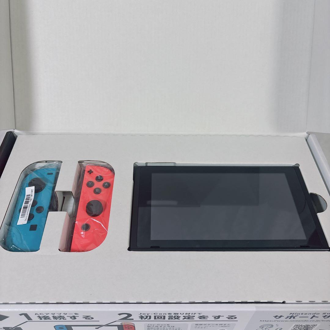 ニンテンドー Nintendo Switch 本体　ネオンブルー／ネオンレッド