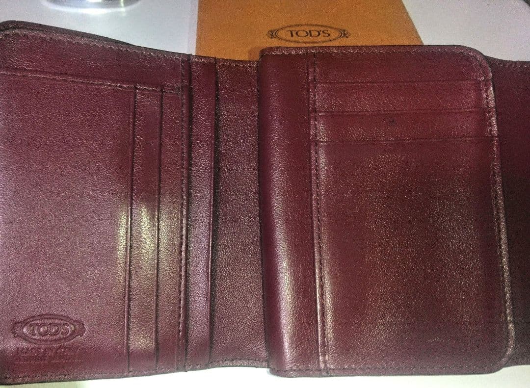 ※値下げ不可 ☆希少 TOD'S 高級本牛革 Ｔタイムレス ウォレット