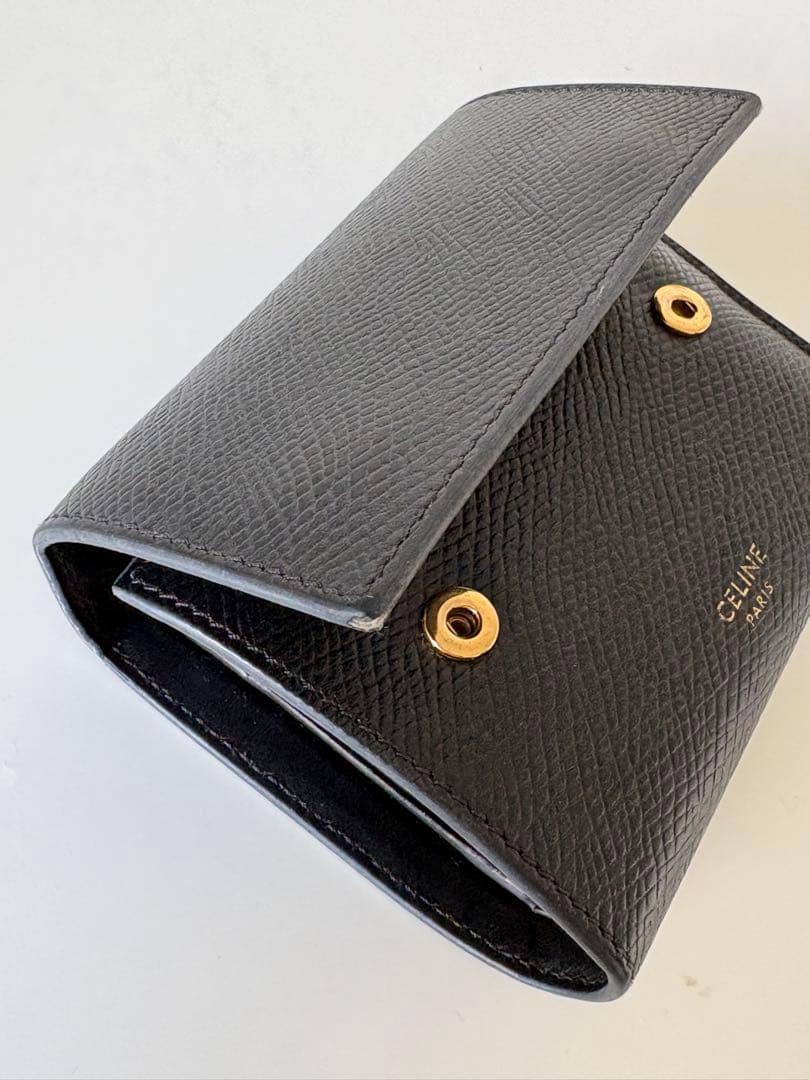 セリーヌCELINE 三つ折り財布 ブラック スモール トリフォールドウォレット