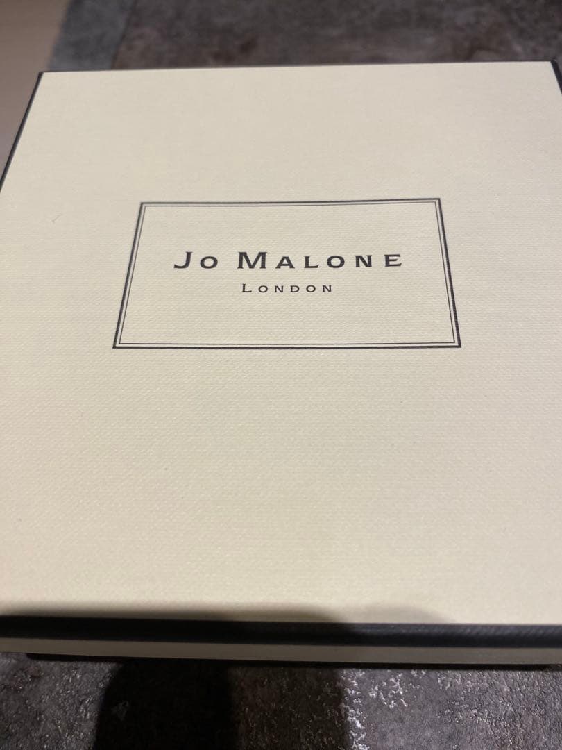 JO MALONE ネクタリンブロッサム & ハニー ボディクリーム