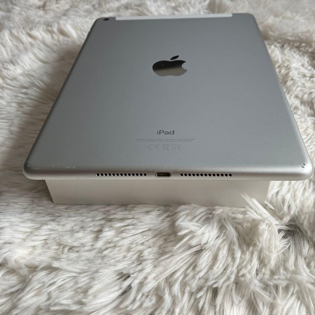 【早い者勝】iPad 第6世代 128GB SIMフリー 【すぐ発送】【付属品】