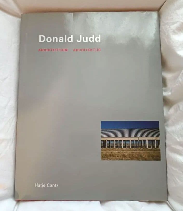 アート・デザイン・音楽 Donald Judd Architecture