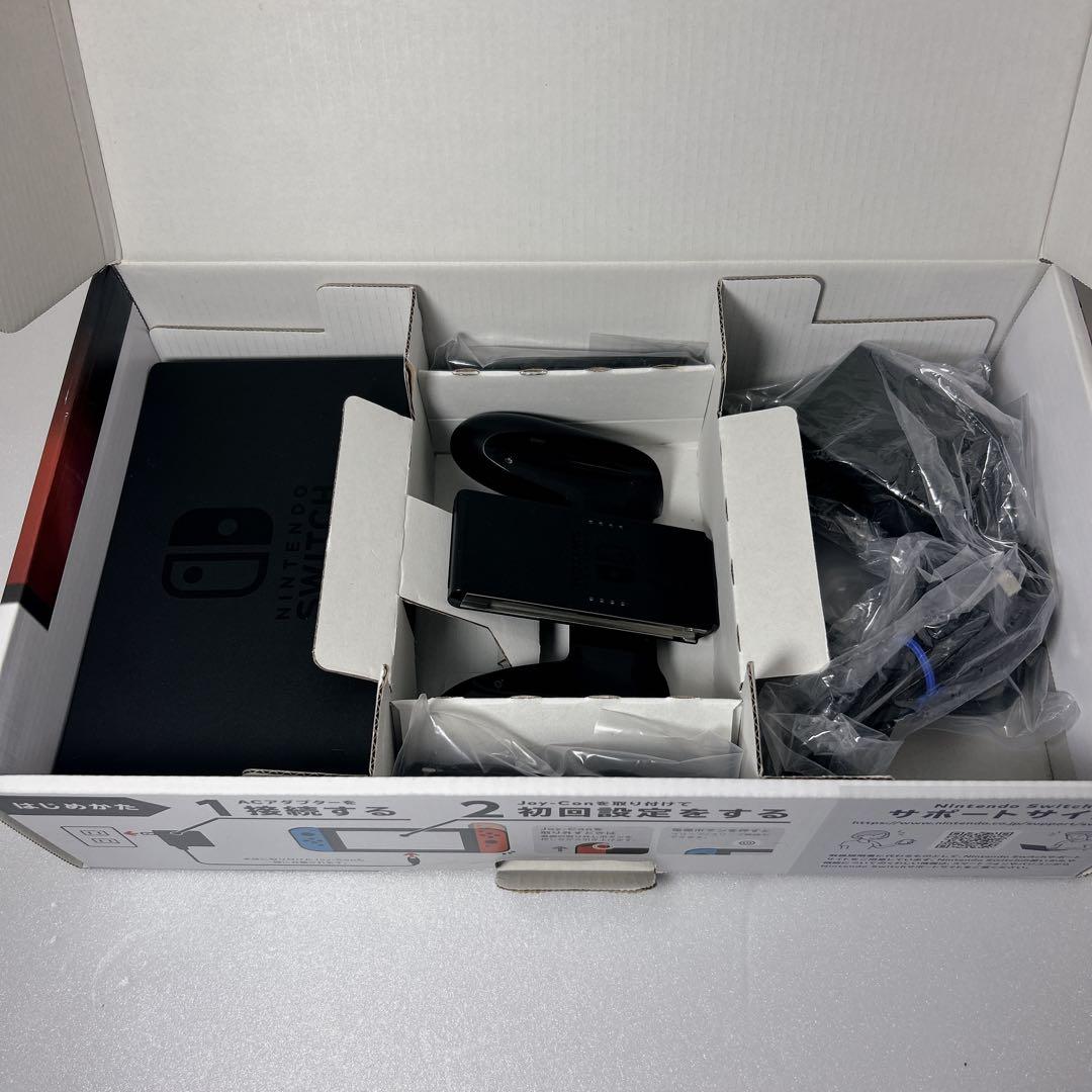 【極美品】ほぼ未使用 Nintendo Switch 本体