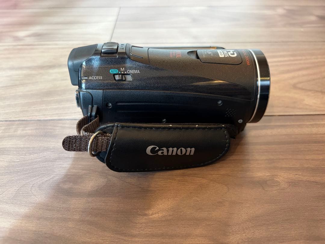 d*3様 美品 canon iVIS HF M43