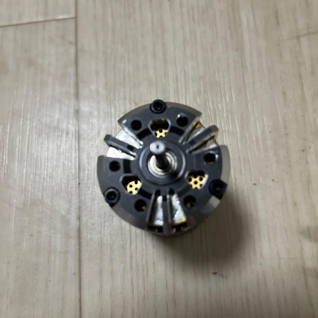 FLEDGE 13.5T(ブラック ブラシレスモーターアキュヴァンス