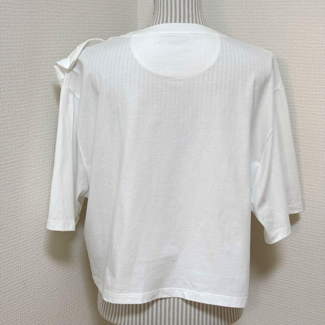 ハッピー♡ページ　Valentinoヴァレンティノ 3D花柄半袖Tシャツ