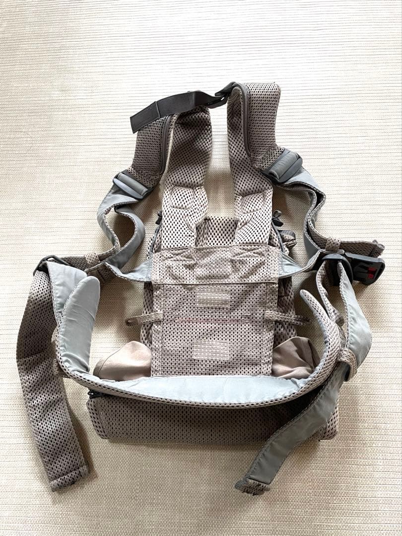 ベビービョルン 抱っこひも ONE KAI Air グレージュ