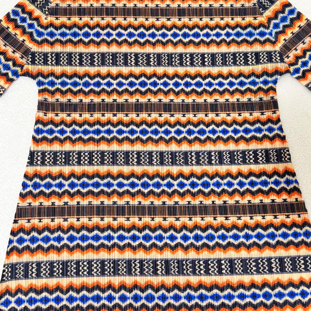 極美品✨PLEATS PLEASE ワンピース　総柄　ハイネック　七部丈