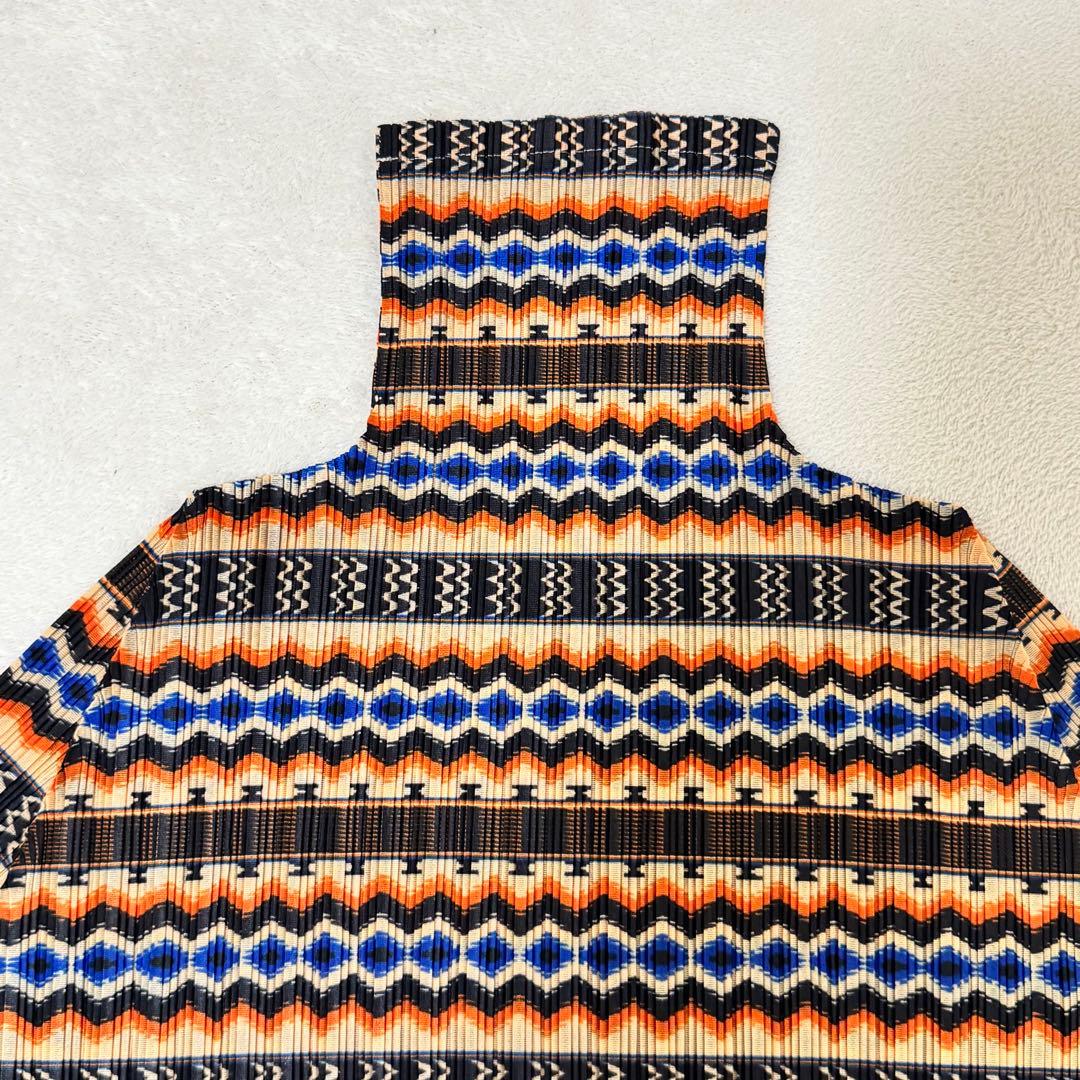 極美品✨PLEATS PLEASE ワンピース　総柄　ハイネック　七部丈
