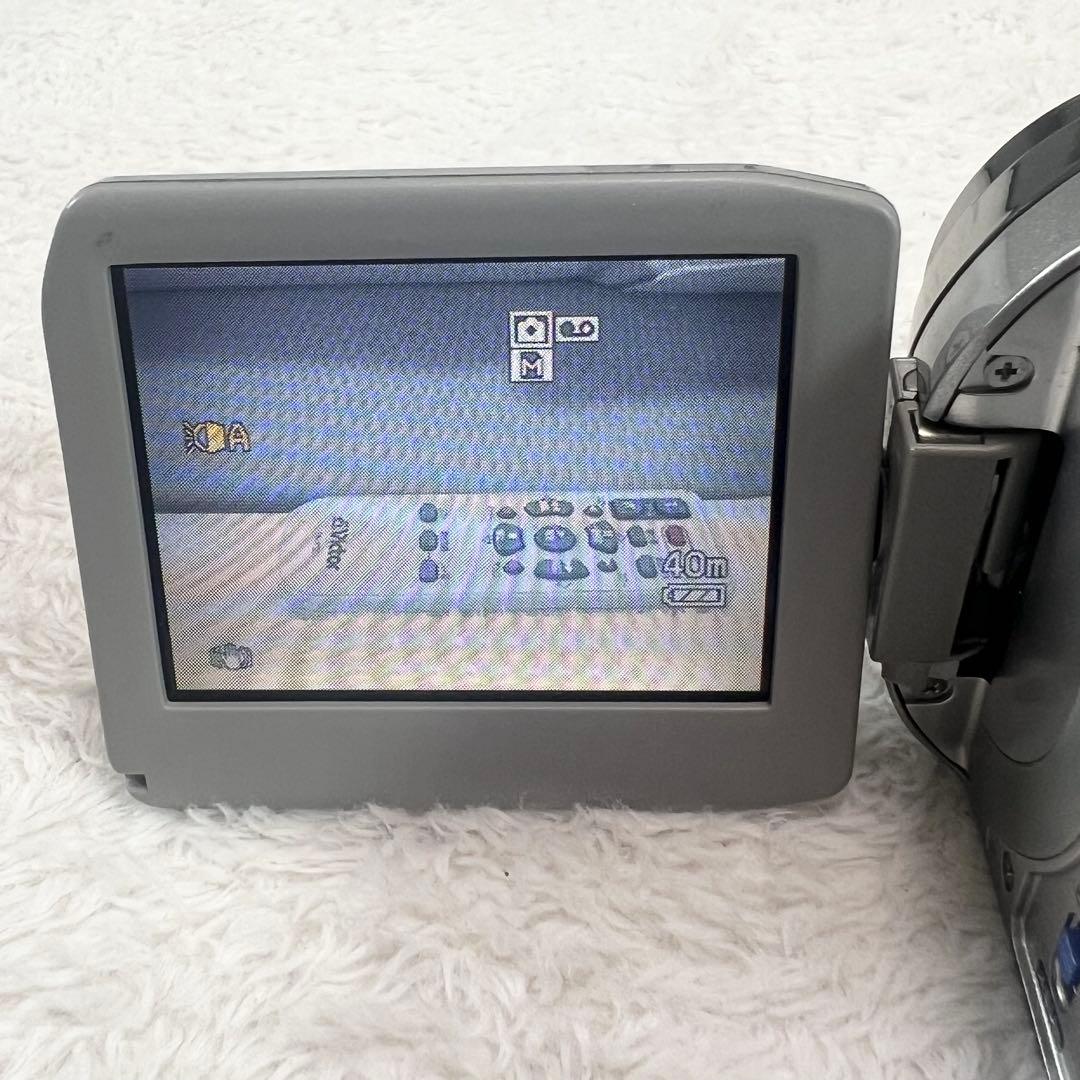 【美品】Victor・JVC　デジタルビデオカメラ　GR-DF590