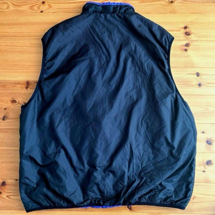 ど*ぱ様 patagonia パフボール ベスト 黒×青紫 XXL ビッグサイズ