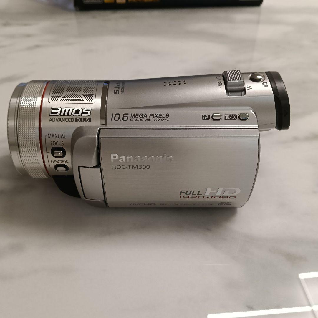 美品 Panasonic HDC-TM300 ビデオカメラ　バッテリー無
