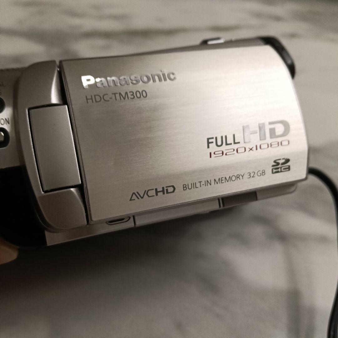 美品 Panasonic HDC-TM300 ビデオカメラ　バッテリー無