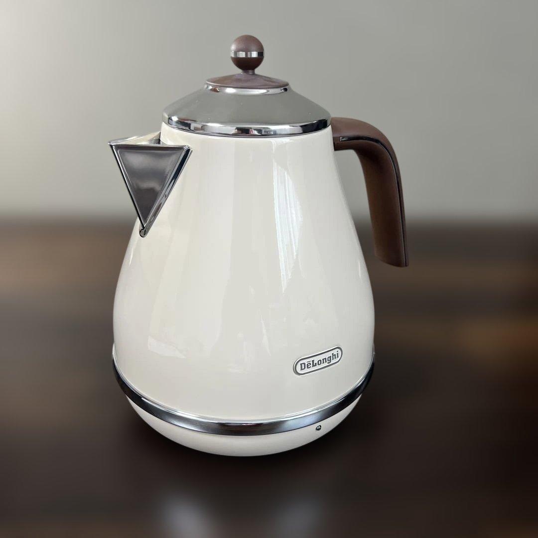 新品未使用デロンギ アイコナicona・ヴィンテージ ベージュ電気ケトル