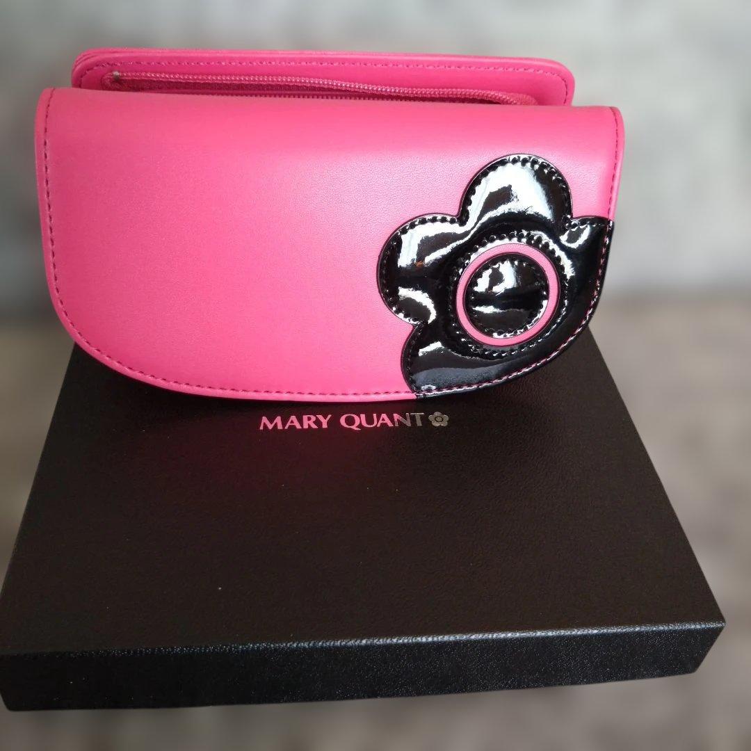 MARY QUANT 三つ折り財布 ピンク 花モチーフ(箱あり)
