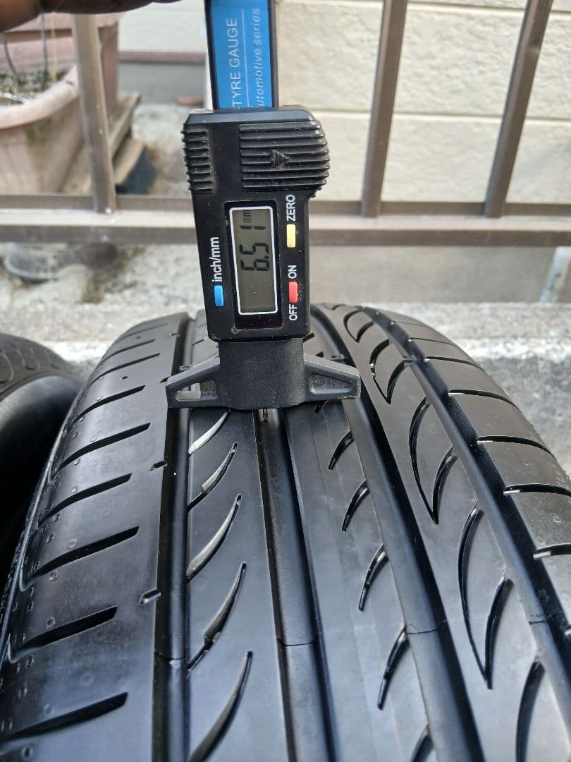 ②Pirelli Powergy 185/65R15 バリ山 2本 2025年製