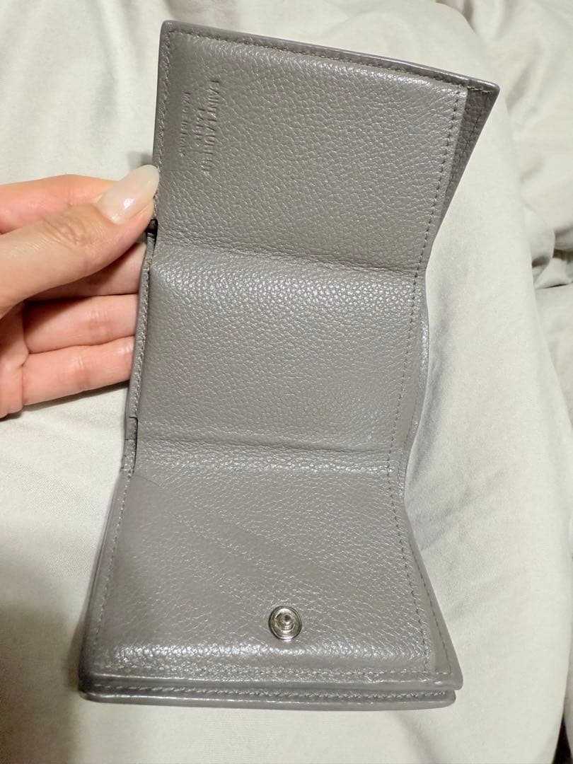 SAINT LAURENT タイニーウォレット　グレー 三つ折り財布